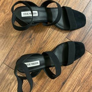 Steve Madden Black Ingrid Elastic Strap Sandal